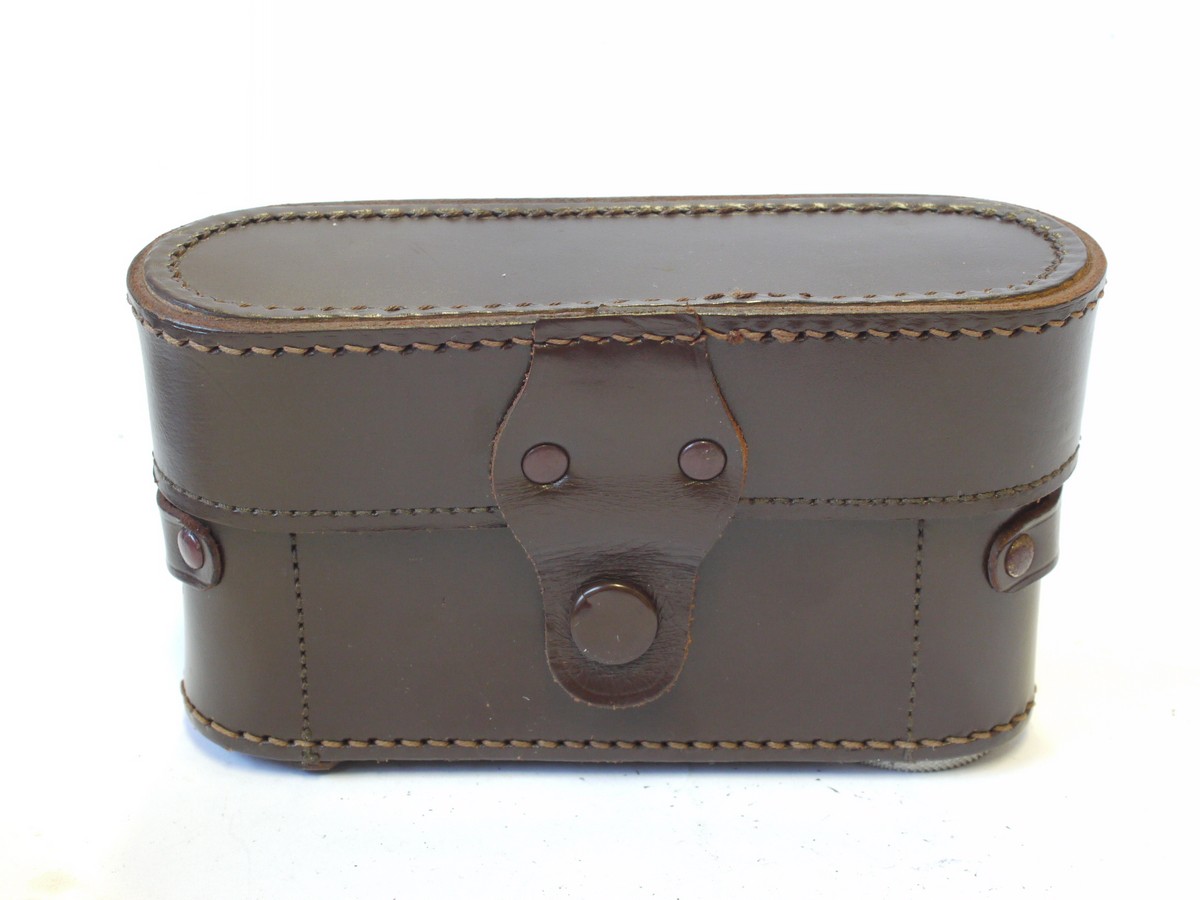 mwclassiccameras-20240823-197 Reid Leica Copy brown leather ER case + Leather Strap. UNCOMMON