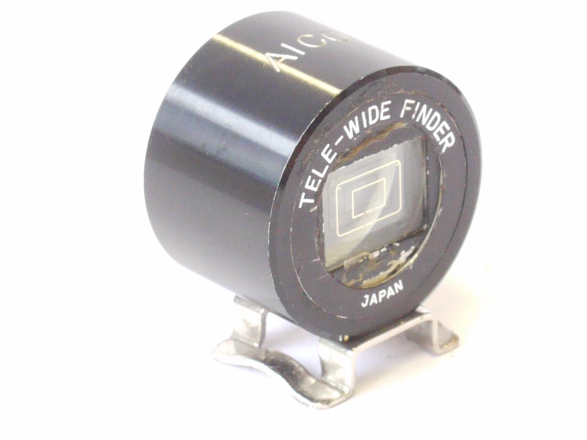 mwclassiccameras-20240823-315 AICO Tele-Wide Accessory shoe fitting finder, with bright lines for Wide & Tele