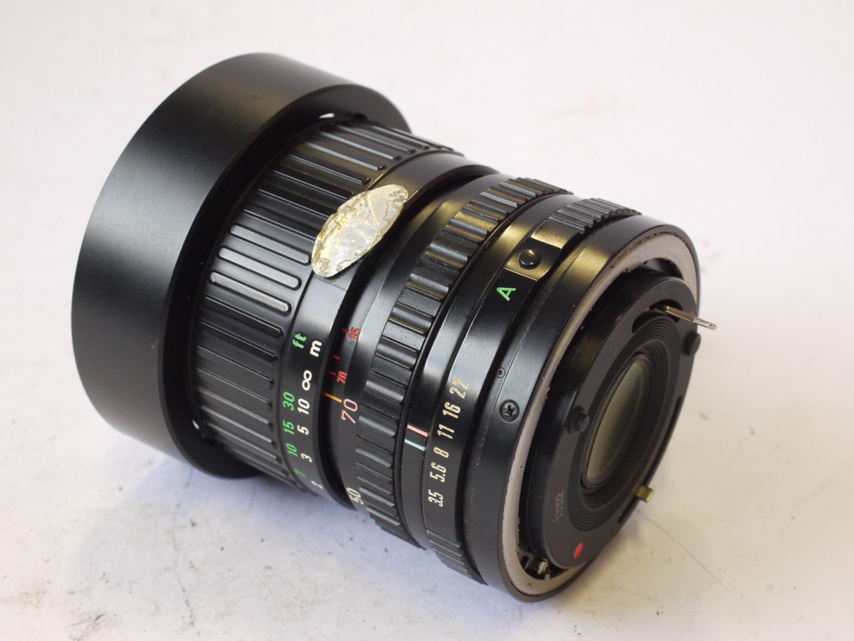 mwclassiccameras-20240830-153 Canon 35-70mm f3.5-4.5 manual focus FD mount lens + BW-58C bayonet lens hood & rear cap
