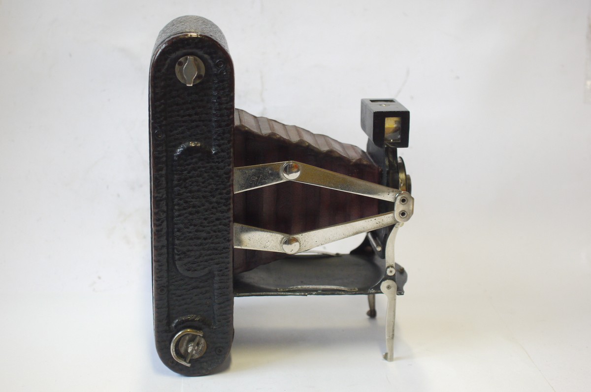 mwclassiccameras-20240906-103 Kodak No.1A Folding Pocket Kodak with dual viewfinder (for portrait & landscape) & Red Bellows. UNCOMMON, ONLY A SMALL AMOUNT WERE MADE WITH DUAL VIEWFINDER