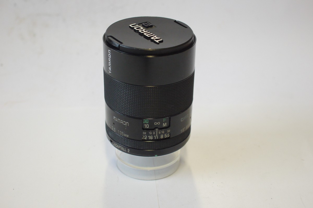 mwclassiccameras-20240906-116 Tamron SP 135mm f2.5 lens + Tamron Caps. Needs an Adaptal 2 mount to use it