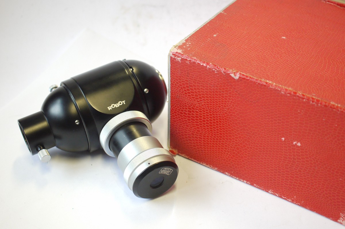 mwclassiccameras-20240906-157 Robot Microscope Adapter/Zeiss Winkel (4 removable parts) + leaflet & makers Box. UNCOMMON