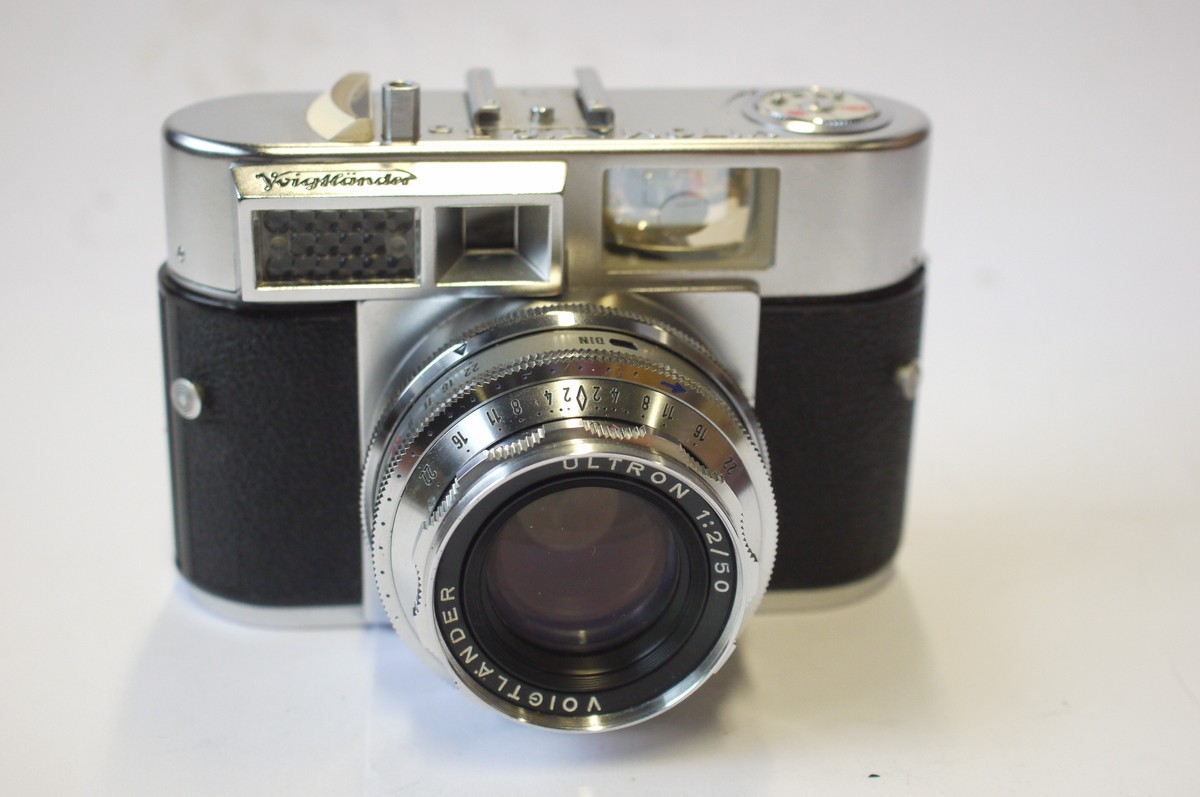 mwclassiccameras-20240906-41 Voigtlander Vitomatic IIa 35mm Selenium metered coupled rangefinder camera with 50mm f2 Ultron lens + BDB Clear filter, Voigtlander ER case & Hoya 40.5mm screw-in lens hood. UNCOMMON WITH THE FAST ULTRON LENS