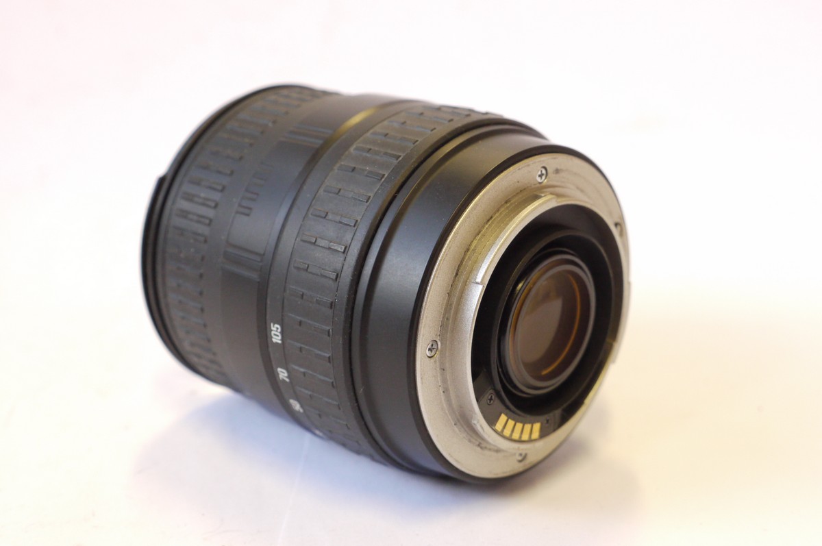 mwclassiccameras-20240913-35 Sigma 28-105mm f3.8-5.6 UC-III Aspherical IF Zoom lens in Sony A mount + rear cap