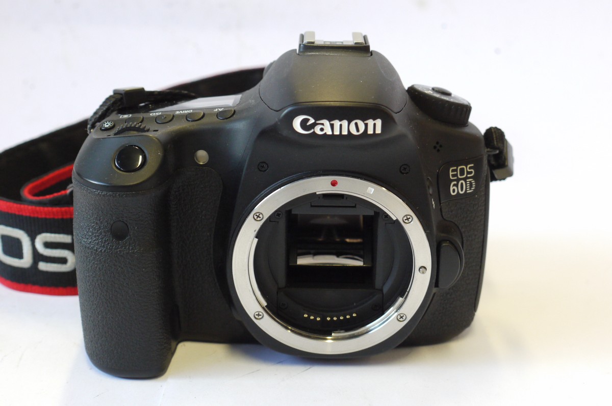 mwclassiccameras-20240913-44 Canon EOS 60D 18MP APSC DSLR body + Battery, Charger, Neck Strap & Instructions