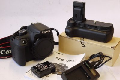 Canon EOS 1200D 18MP APSC DSLR body + Neewer Battery Grip, Durapro Charger, USB Lead, TKDY AC Adapter Mains Unit