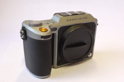 Hasselblad X1D 50C 50MP Digital Mirrorless body, chrome, with Medium Format CMOS Sensor + Body Cap, Battery, Charger, Strap, Instructions & Original Box with full packaging