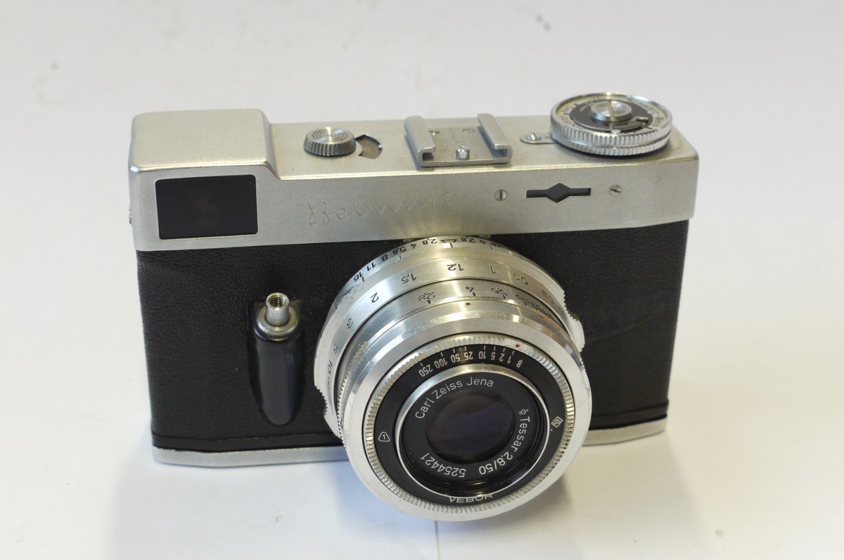mwclassiccameras-20240927-102 Belca Belmira 35mm coupled rangefinder camera c1956, with Carl Zeiss Jena 50mm f2.8 Tessar lens in Vebut shutter. Made in Dresden, Germany