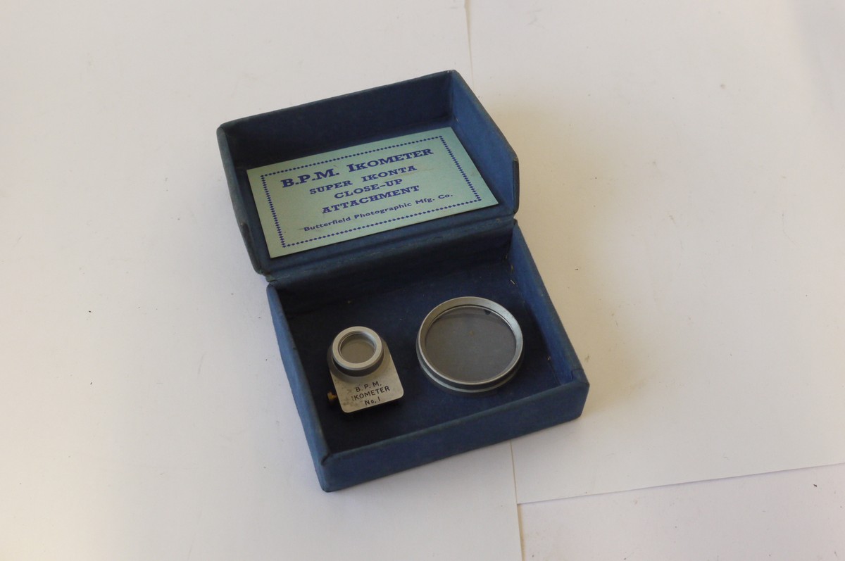 mwclassiccameras-20240927-140 BPM Ikometer No.1 Close-Up lens & Attacment, for Super Ikonta + Instructions & Box