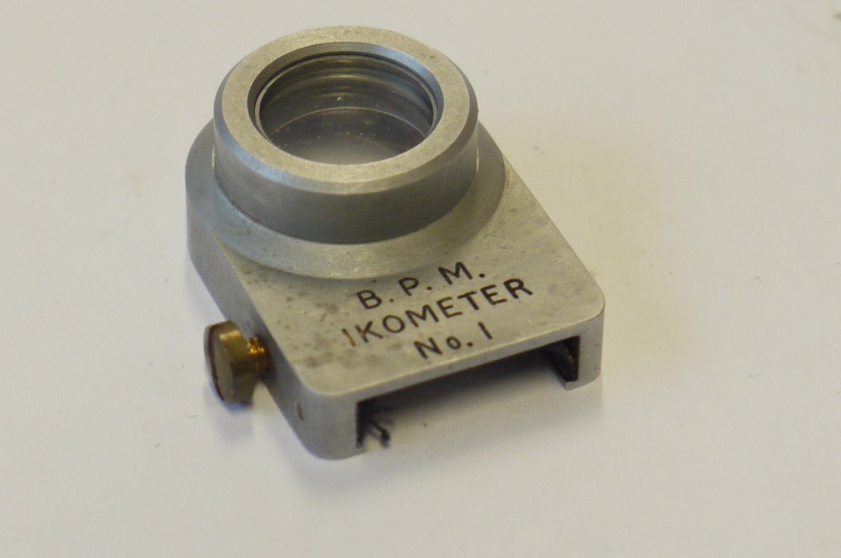 mwclassiccameras-20240927-143 BPM Ikometer No.1 Close-Up lens & Attacment, for Super Ikonta + Instructions & Box