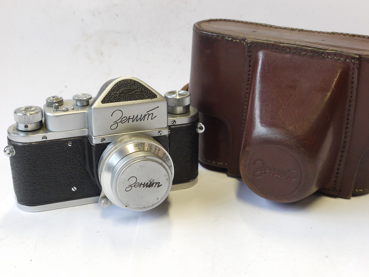 mwclassiccameras-20240927-316 Krasnagorsk Zenit C (K1020) 35mm SLR + 5cm f3.5 Industar-22 L39 screw mount lens + Zenit front cap & ER case