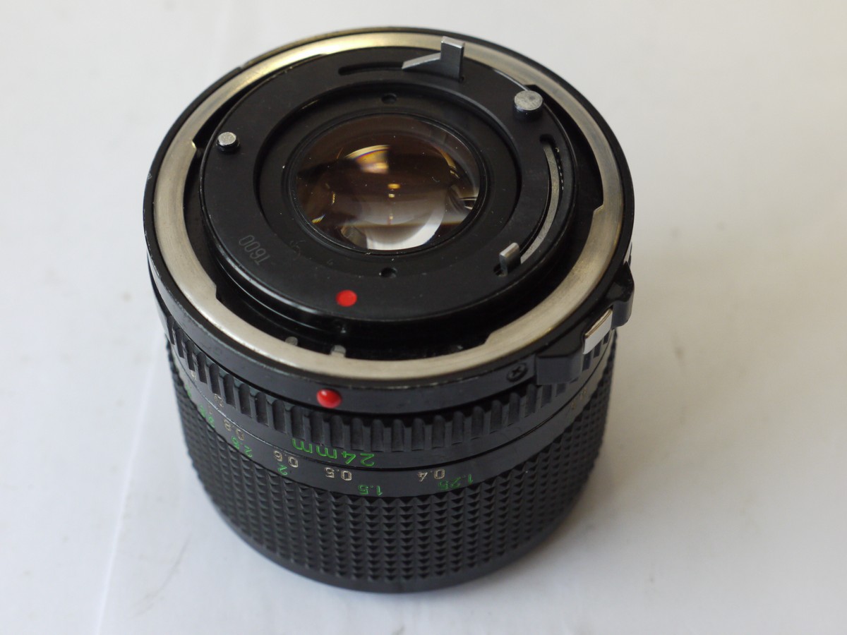 mwclassiccameras-20240927-330 Canon 24mm f2 Manual Focus Fast Wide-Angle lens, FD mount + BW-52C bayonet lens hood