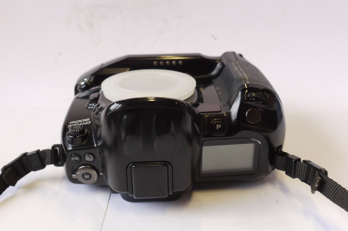 mwclassiccameras-20240927-40 Minolta Dynax 800si 35mm SLR body + body cap & neck strap