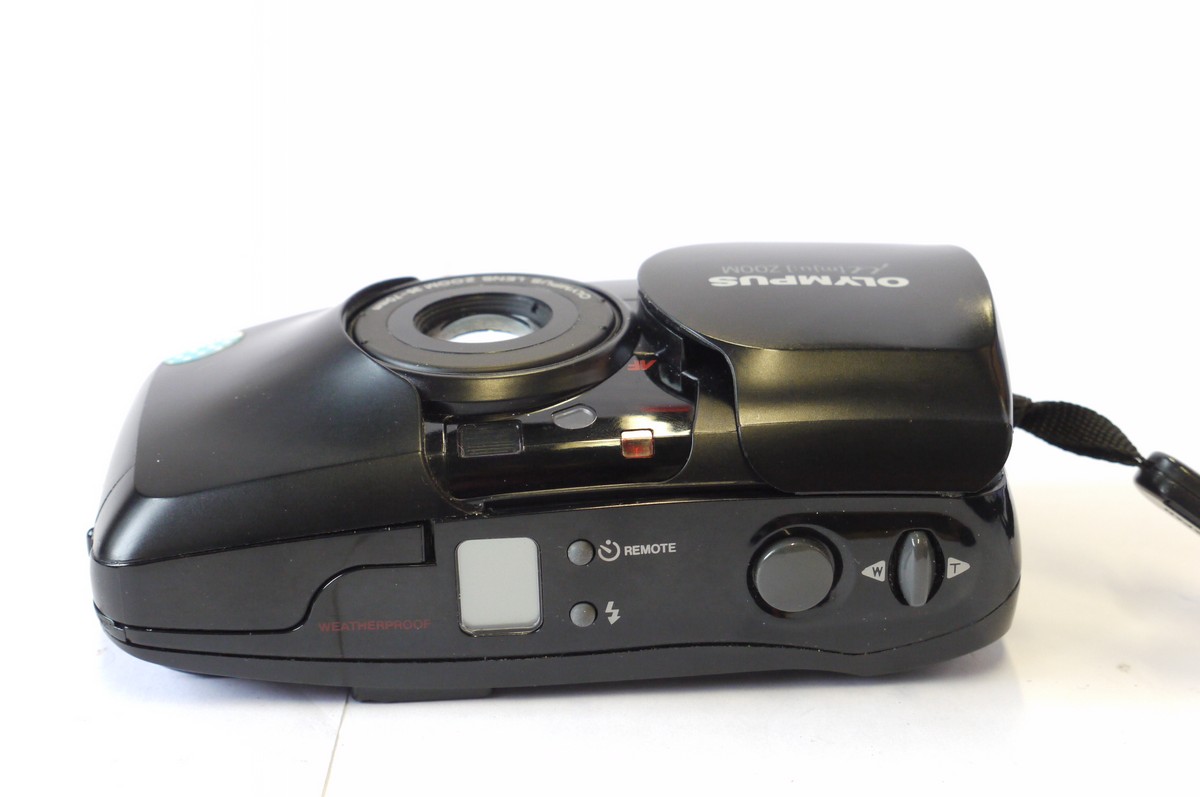 mwclassiccameras-20240927-58 Olympus Mju Zoom 35mm Compact Autofocus Weatherproof Point-&-Shoot camera with 35-70mm Zoom lens + long strap & Tamrac case