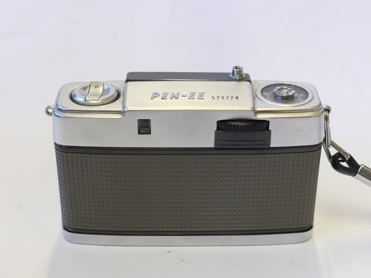 Olympus PEN-EE S G07-1212-316-37v Featured Camera: The Olympus Pen