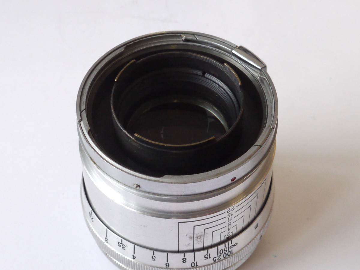 mwclassiccameras-20241018-124 Carl Zeiss Jena 8.5cm f2.8 Sonnar c1947 coated chrome lens for Contax Rangefinder cameras + Zeiss Caps