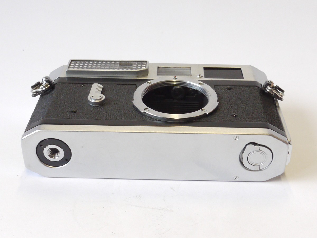 mwclassiccameras-20241018-137 Canon 7 Leica Copy, L39 mount (with bayonet for the 50mm f0.95 Dream lens)