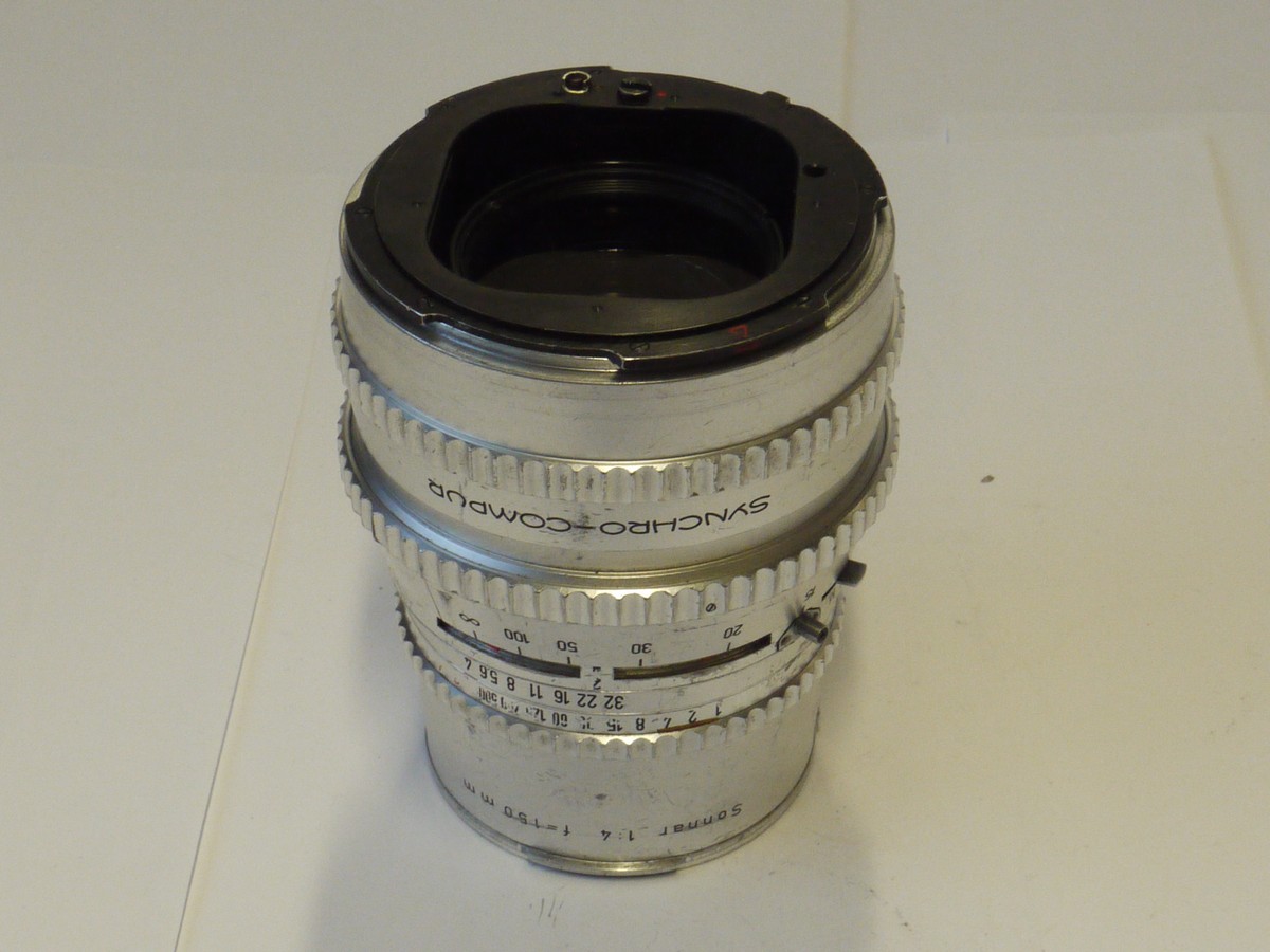 mwclassiccameras-20241025-149 Hasselblad Carl Zeiss 150mm f4 Sonnar chrome V mount lens + makers caps