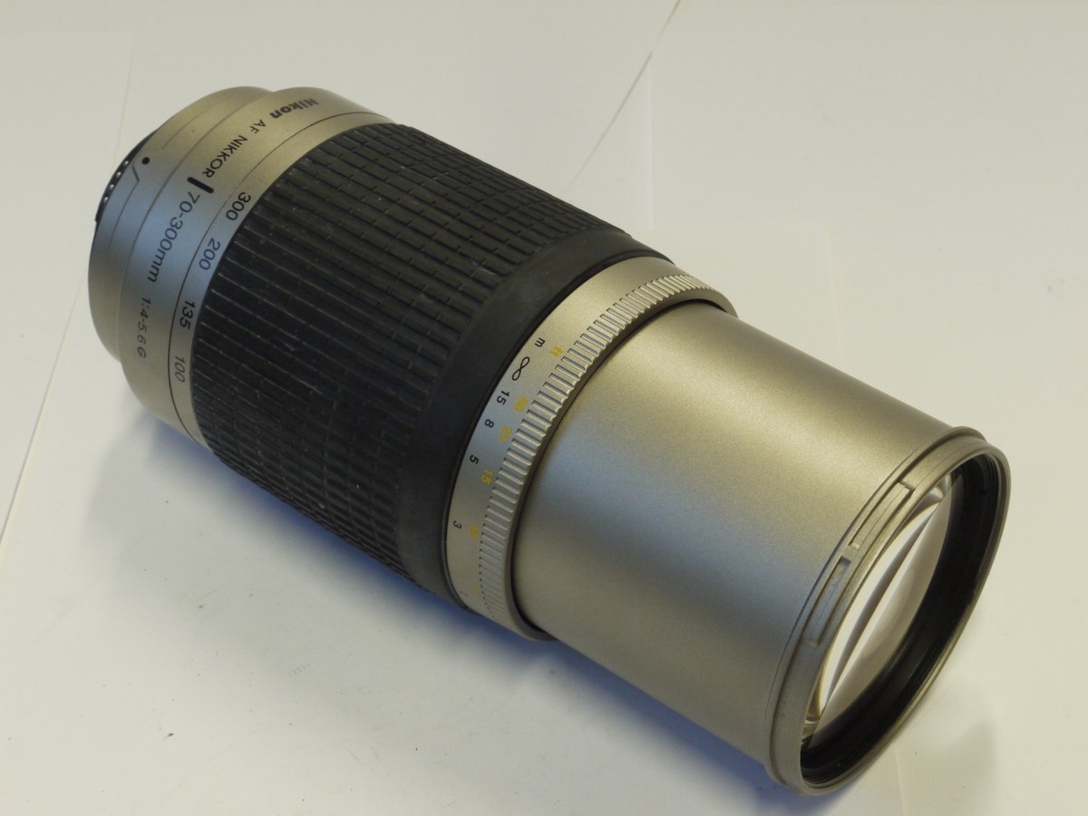 mwclassiccameras-20241025-267 Nikon 70-300mm f4-5.6G AF Nikkor Silver Grey coloured lens + bayonet lens hood