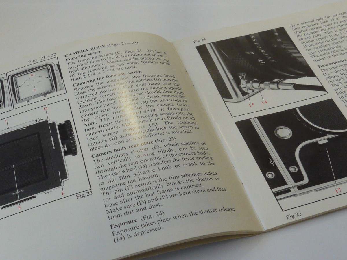 mwclassiccameras-20241108-215 Hasselblad Instruction Manual for the 500C/M, 500 EL/M & SWC/M c1982. 40 pages in English