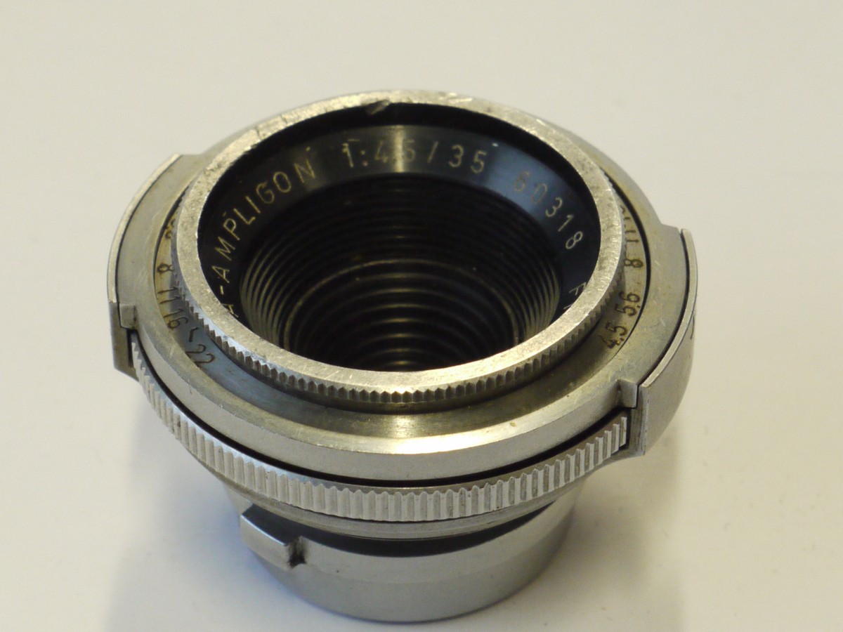 mwclassiccameras-20241108-237 Futura Freiburg 35mm f4.5 Futura Ampligon screw mount lens for the Futura S & P rangefinder cameras. UNCOMMON