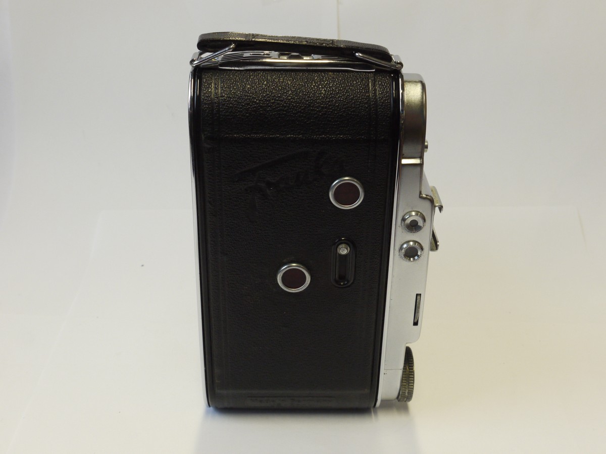 mwclassiccameras-20241108-44 Franka Rolfix II 6x9/6x6 folding uncoupled rangefinder camera c1951-57, with Rodenstock 105mm f3.5 Trinar coated lens in Synchro Compur shutter, with removable 6x6 film chambre mask + Franka ER case. UNCOMMON