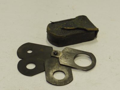 Unamed Waterhouse Stops set of Four Metal Stops, no markings (35x35mm), with end handle grip with hole at the end & Brown leather case