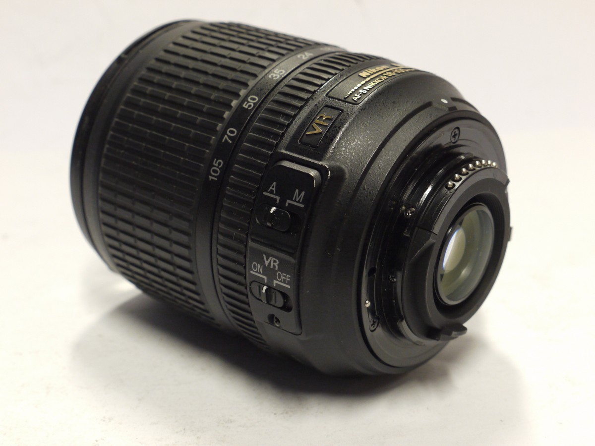mwclassiccameras-20241129-145 Nikon 18-105mm f3.5-5.6 G ED AF-S DX Nikkor VR lens + makers lens hood & rear cap
