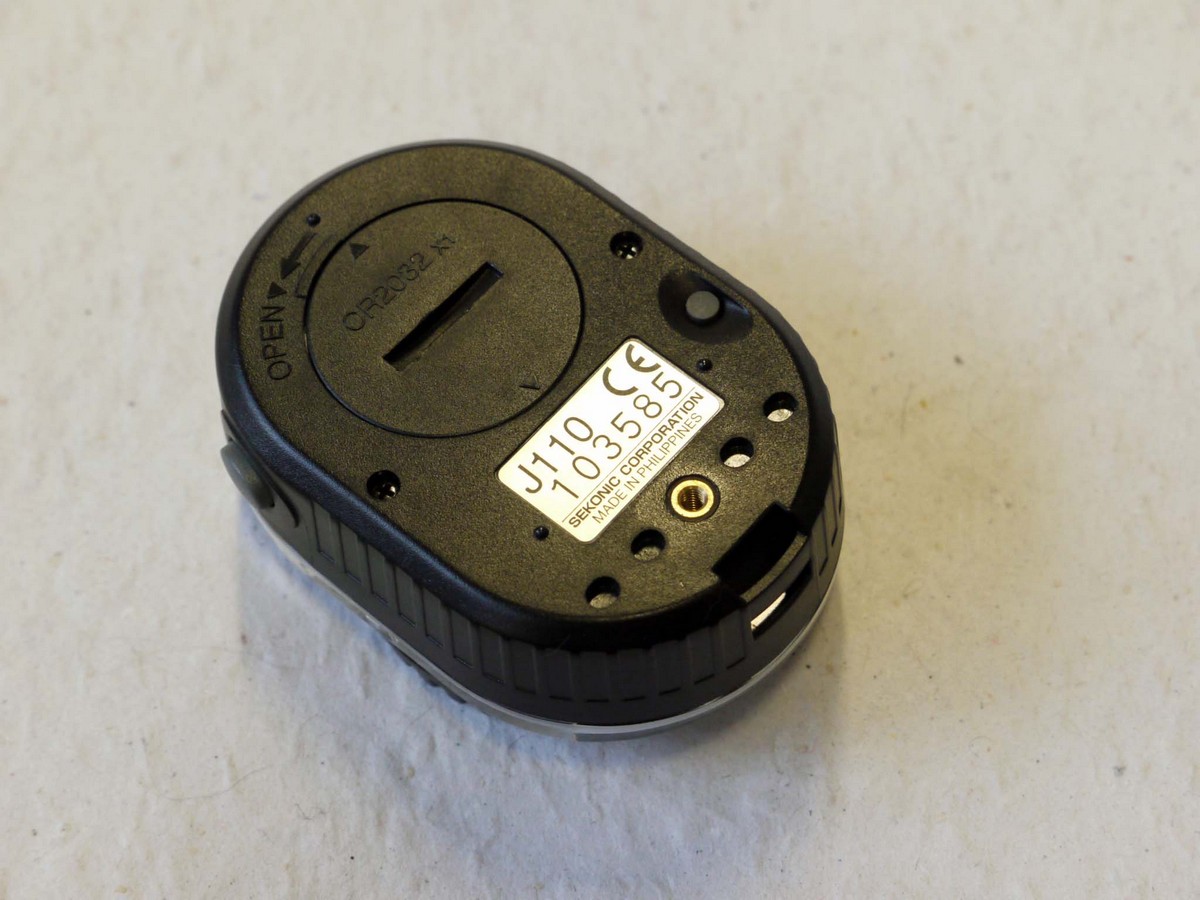 mwclassiccameras-20241206-200 Sekonic Twinmate L-208 CDS hand-held meter + strap, pouch case, instructions & Box