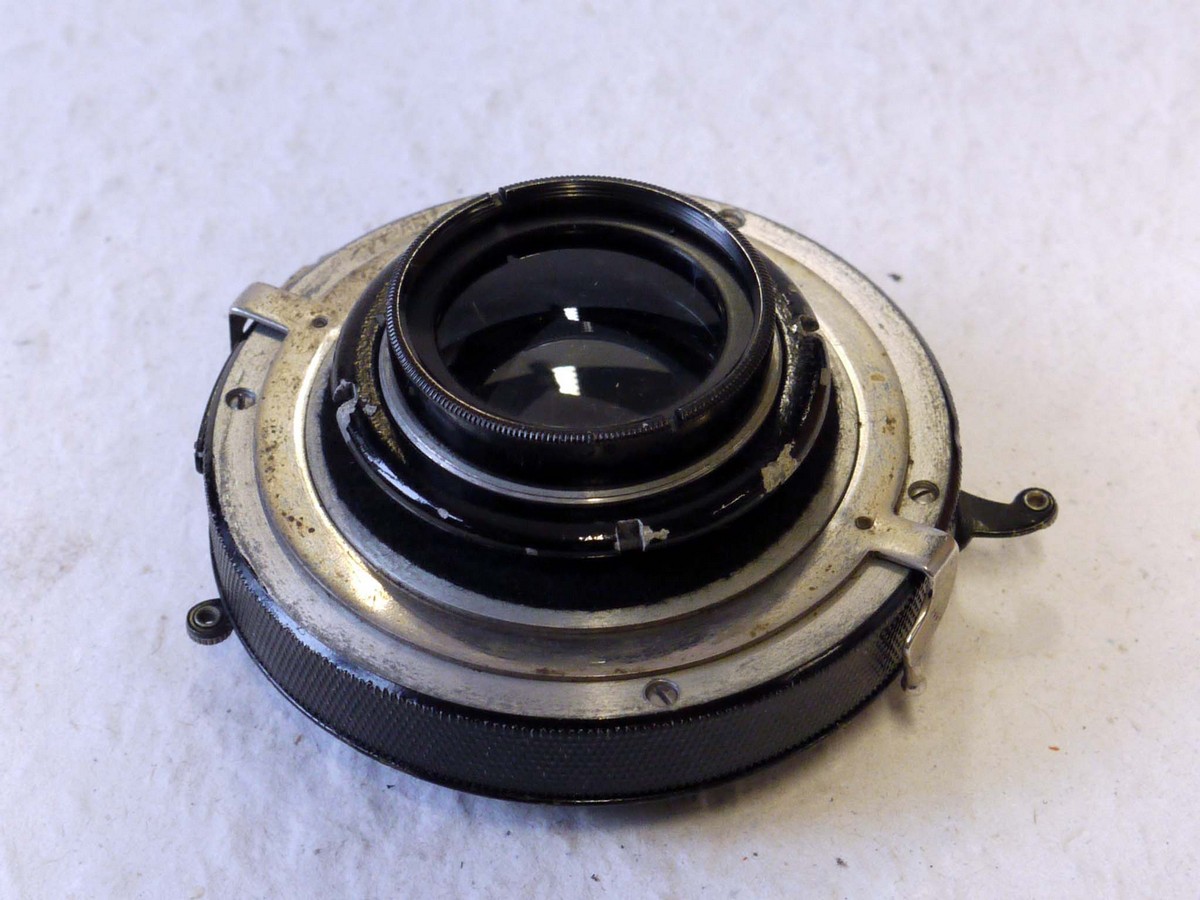 mwclassiccameras-20241206-258 Carl Zeiss Jena 16.5cm f6.8 Doppel-Amatar uncoated lens with Iris Diaphragm, in Compur shutter
