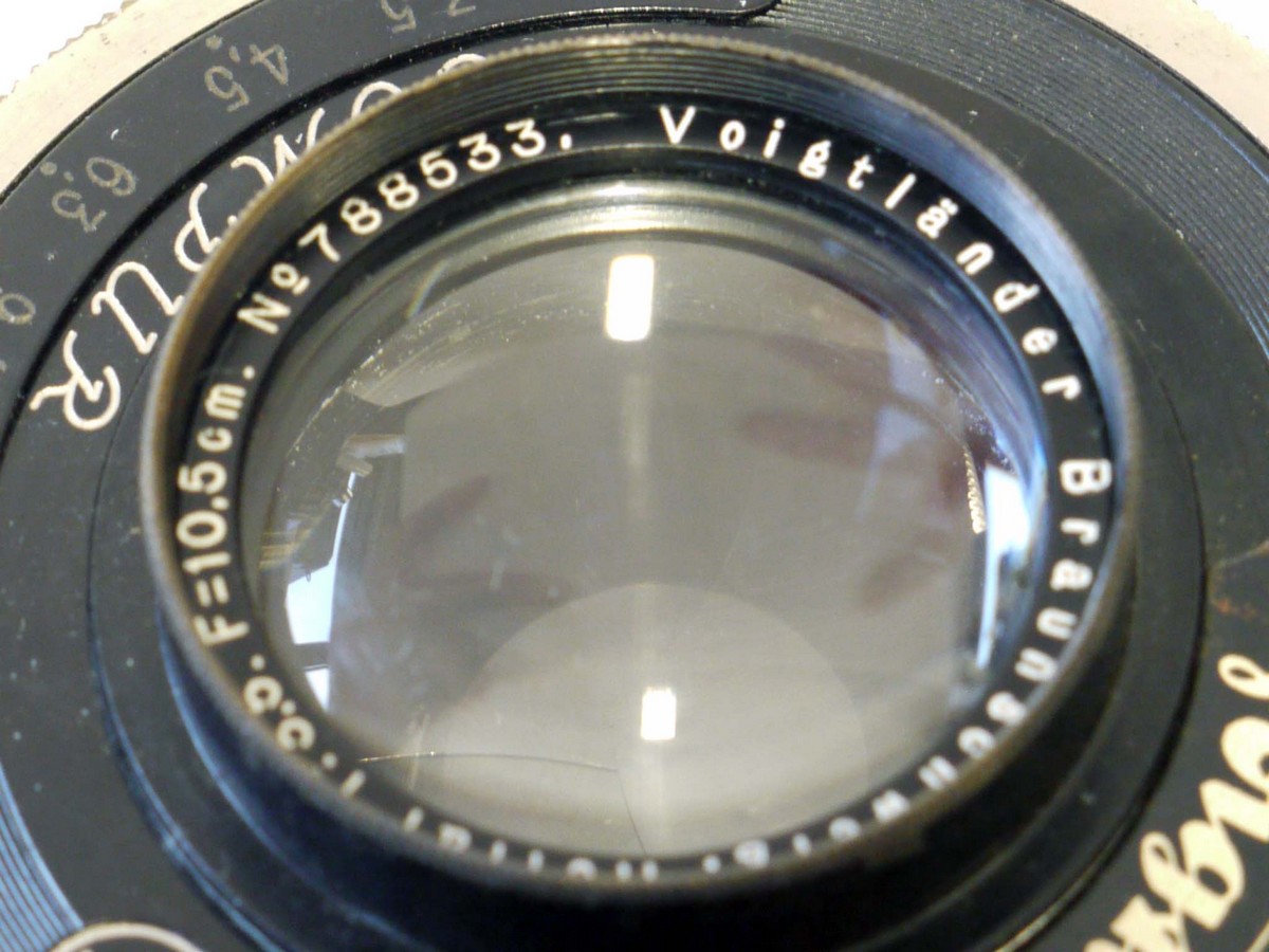 mwclassiccameras-20241206-283 Voigtlander 10.5cm f3.5 Heliar uncoated lens with Iris Diaphrtagm, in Compur Shutter