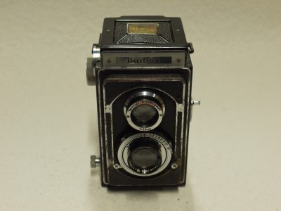 Zeiss Ikon Ikoflex II 6x6 TLR 851/16 with 7.5cm f3.8 Triotar lens in Compur Shutter + ER case