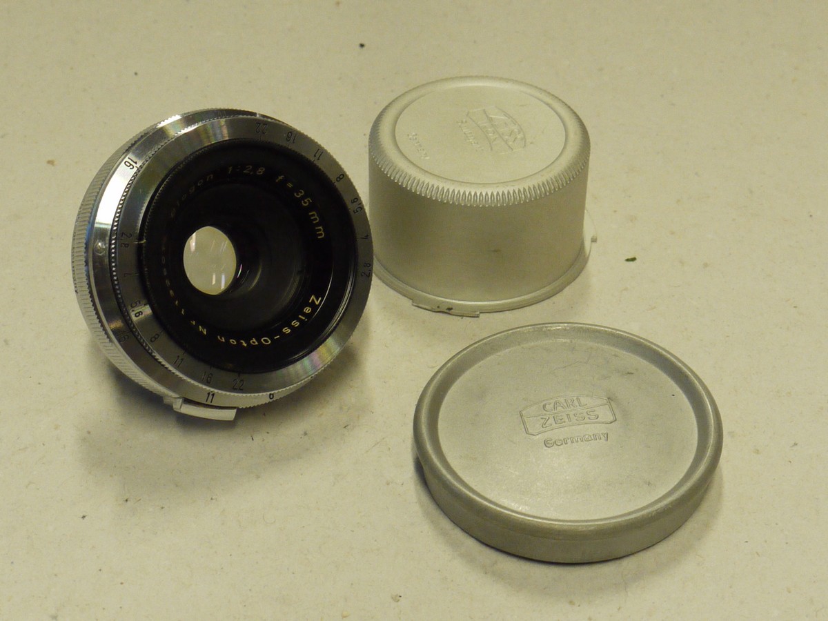 mwclassiccameras-20241213-89 Zeiss-Opton 35mm f2.8 Biogon Post-War lens for Contax Iia/IIIa Rangeifnder cameras + Zeiss Caps
