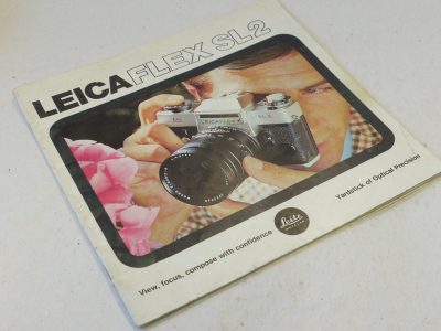 Leitz "Leicaflex SL2" Brochure c1974. 40 pages in English