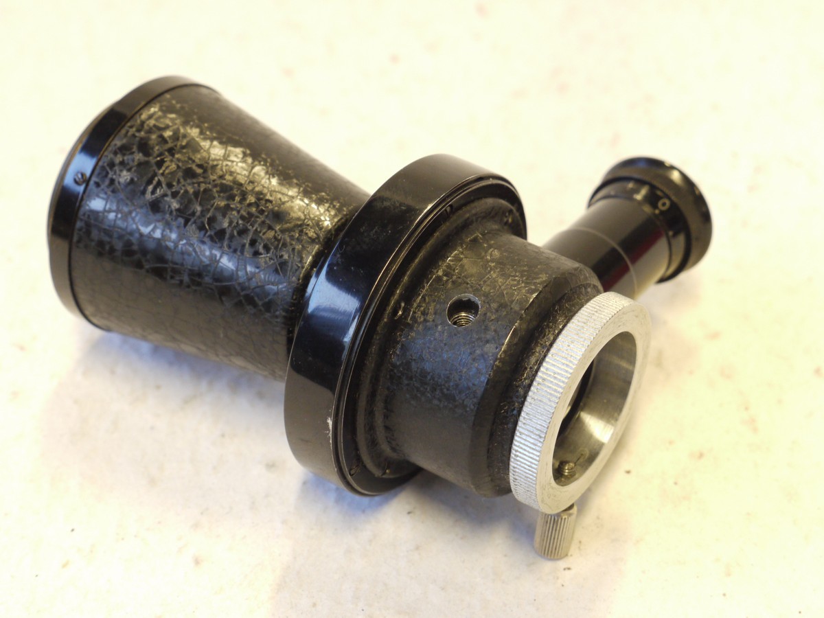 mwclassiccameras-20250110-182 Leitz Microscope Attachment MIKAS. Shutter, attachment/tube, eyepiece & makers Red box
