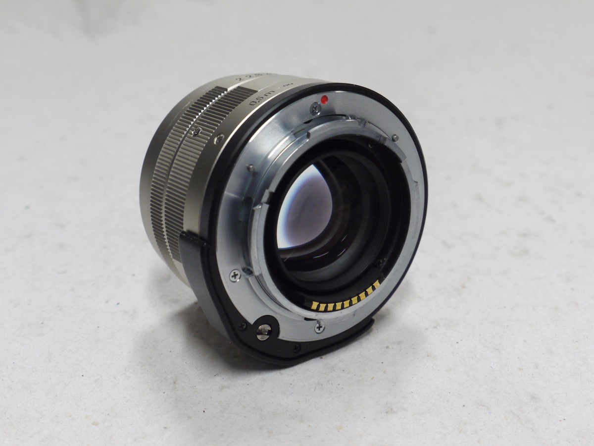mwclassiccameras-20250110-252 Contax G1 35mm Autofocus, Motorised camera, Grey finish + 45mm f2 Planar T* interchangeable lens, with Contax front cap