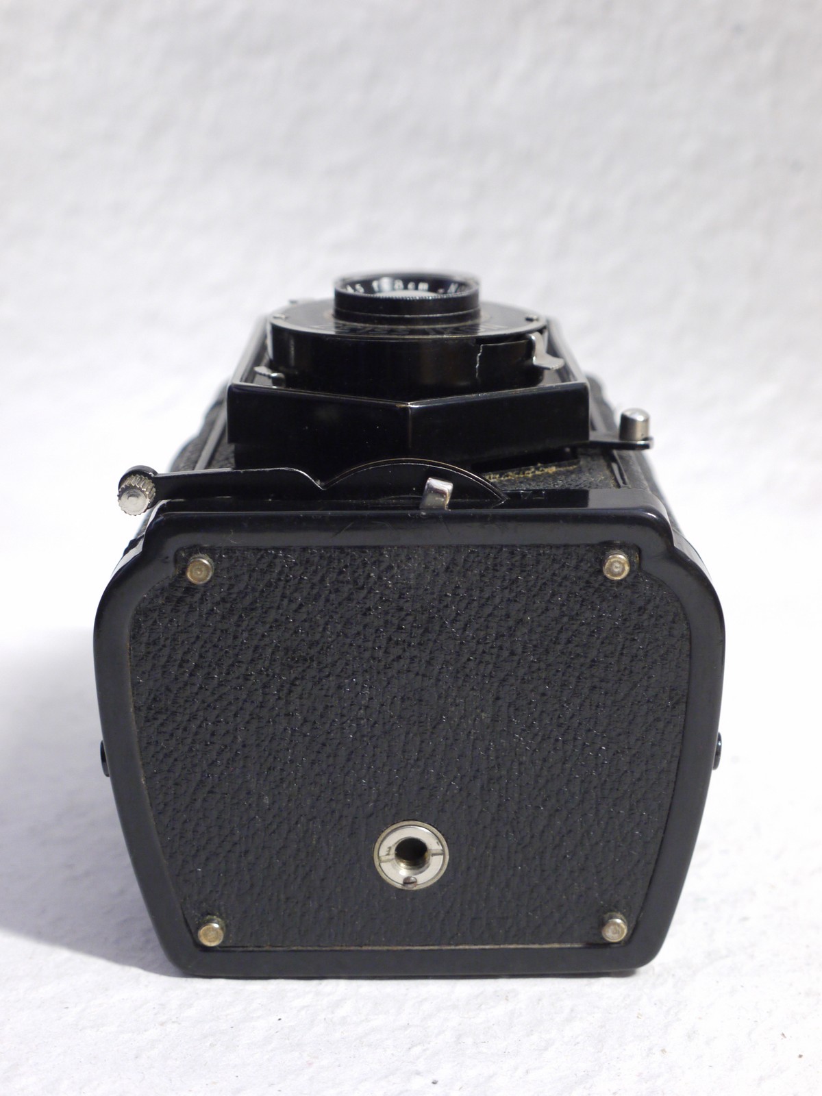 mwclassiccameras-20250124-103 Zeiss Ikon Ikoflex I 850/16 ("Coffee Can" model) with 8cm f4.5 Novar Anastigmat lens + Tan leather carrying case