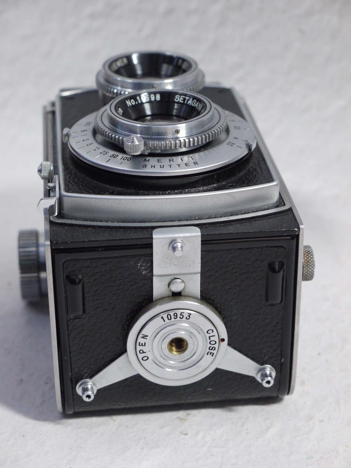 mwclassiccameras-20250124-122 Mamiyaflex 6x6 TLR with Setagaya Koki 7.5cm f3.5 Sekor lens in Merit shutter. UNCOMMON