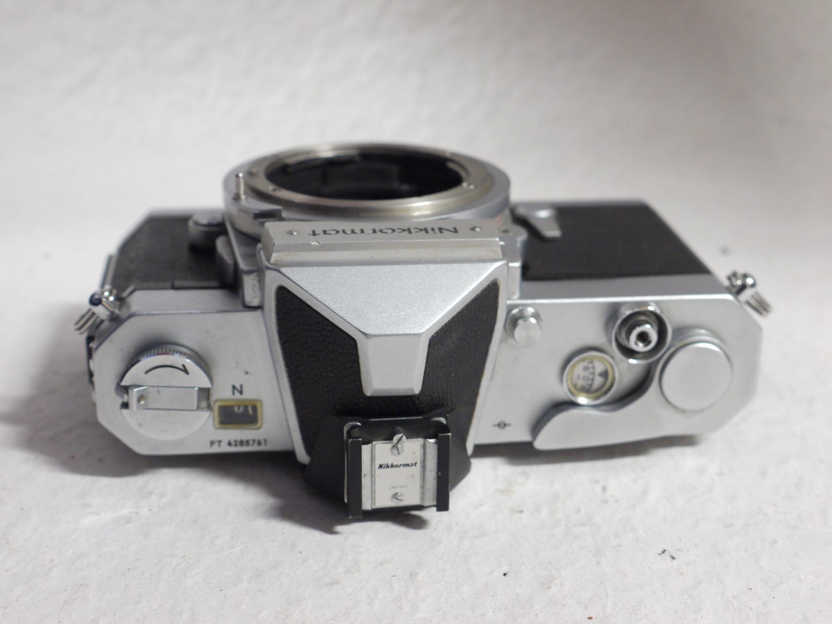 mwclassiccameras-20250124-167 Nikon Nikkormat FTN 35mm SLR body, chrome + ER case with strap