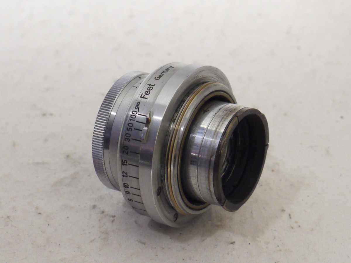 mwclassiccameras-20250124-206 Leitz Wetzlar 50mm f2 Summar-L39 uncoated chrome collapsible lens, with black front face (No.333309)