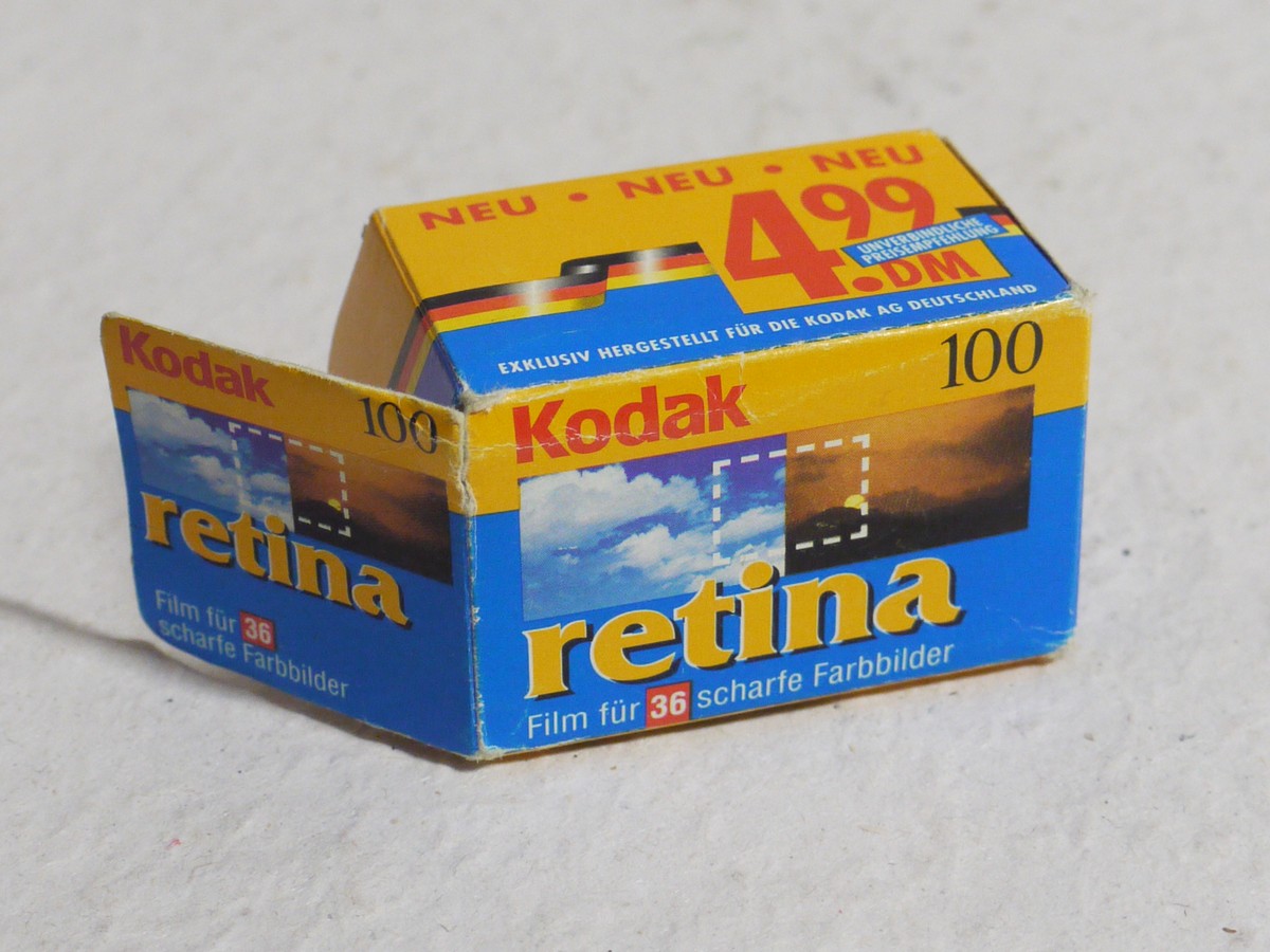 mwclassiccameras-20250124-353 Kodak Retina 100 100 ASA Colour Negative Film, 36 Exposure, Expiry 1999. For German market. Unused film in cannister & opened box. UNCOMMON