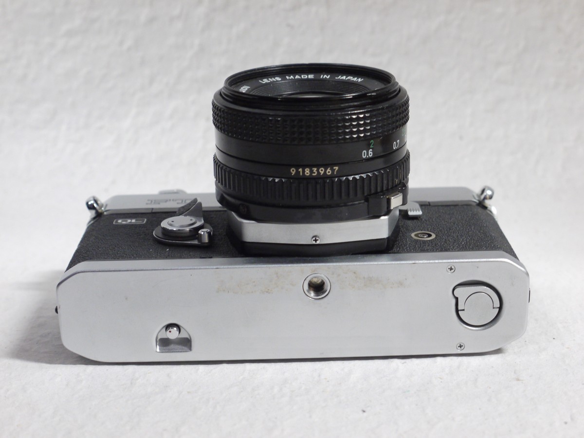 mwclassiccameras-20250124-5 Canon FT QL 35mm SLR, chrome + 50mm f1.8 FD mount lens