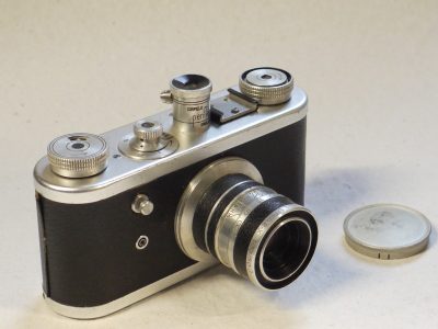 Corfield Periflex I Leica Copy, chrome, L39, + 50mm f3.5 Lumar-X lens with front cap