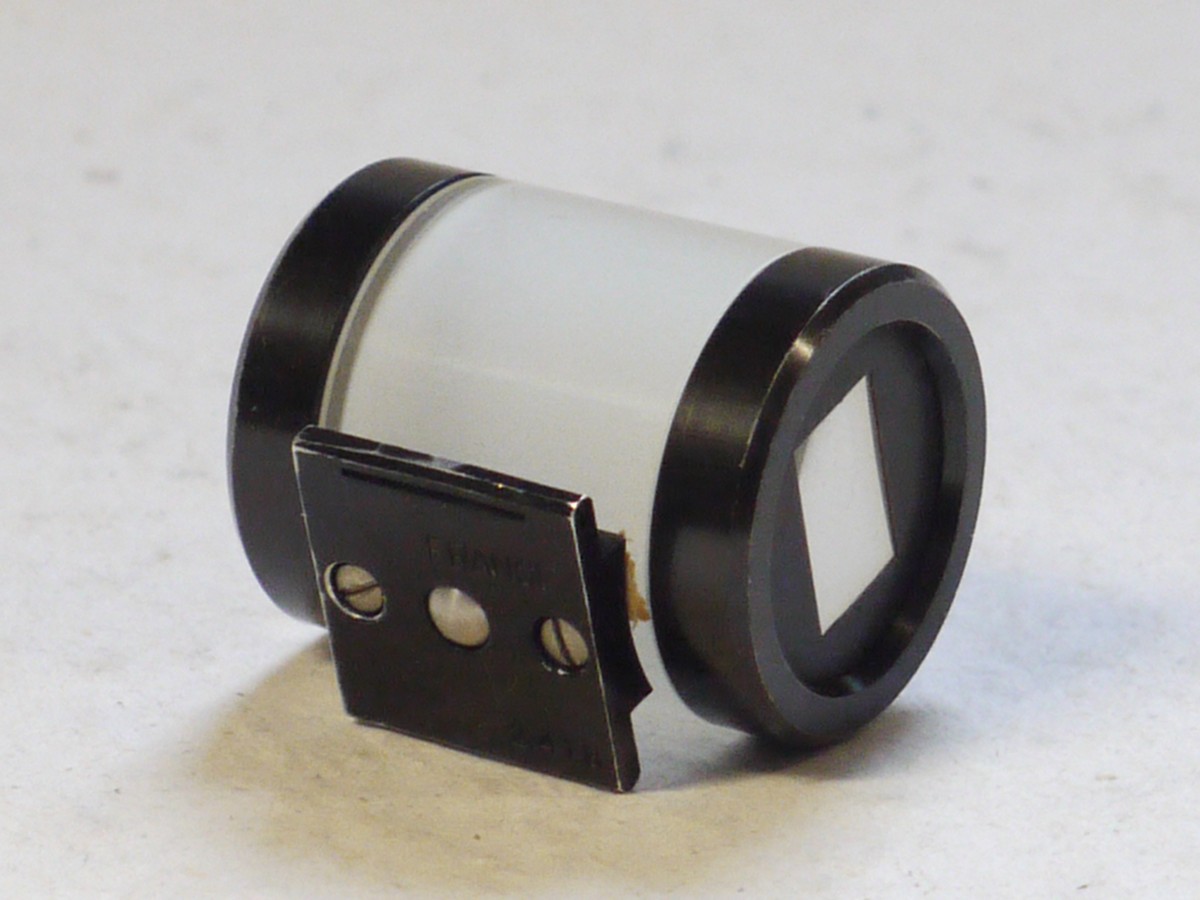 mwclassiccameras-20250131-168 Foca Focanox 5cm Optical shoe finder, black, with transuscent barrel. UNCOMMON