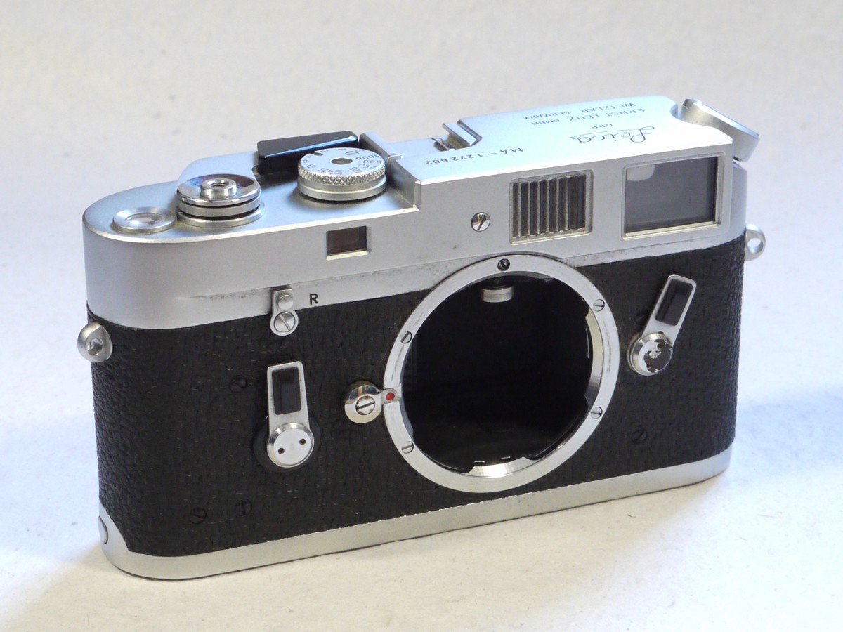 mwclassiccameras-20250207-14 Leica M4 chrome body (No.1272602)