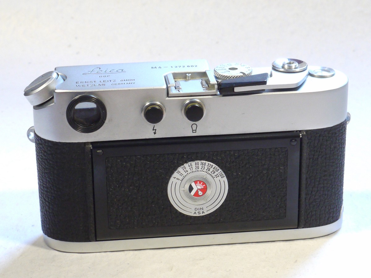 mwclassiccameras-20250207-16 Leica M4 chrome body (No.1272602)