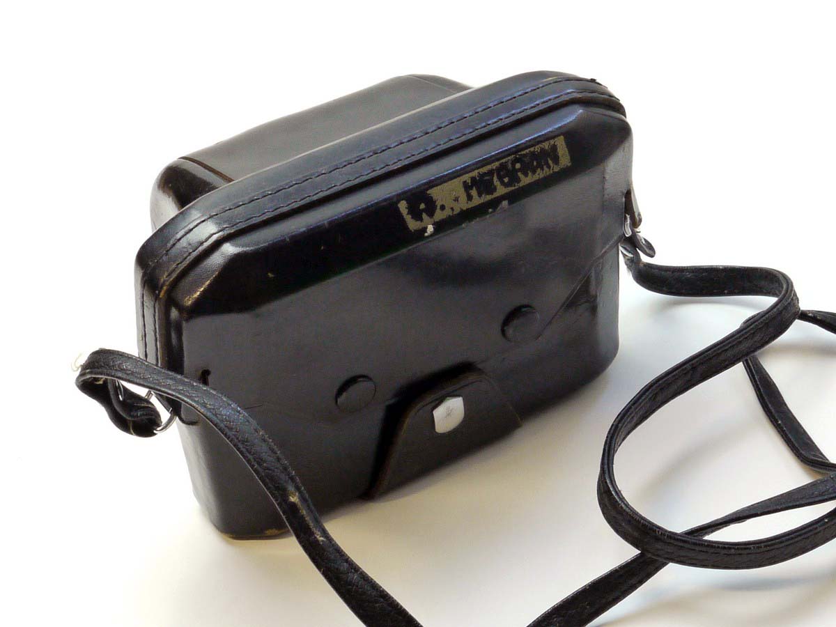 mwclassiccameras-20250221-150 Canon Black leather ER case for the Canon 7/7S, with strap & large front part for use with the Canon 50mm f0.95 Dream lens