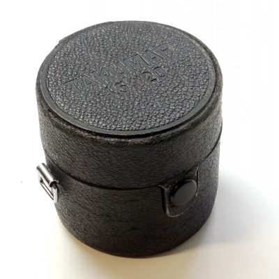 Pentax Original leather lens case for the 20mm f4.5 Takumar M42 lens. 75x77mm