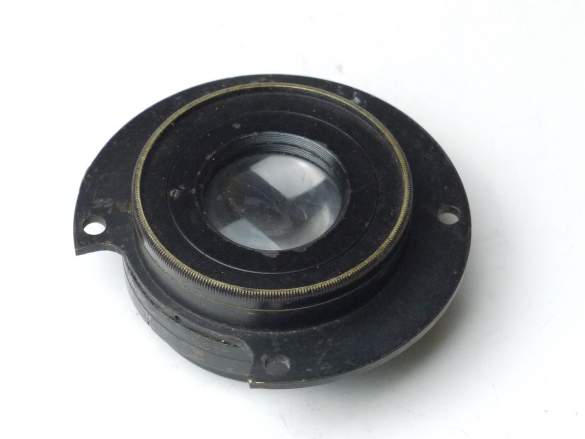 mwclassiccameras-20250314-219 British Air Ministry 6 inch (Estimated) f4.5 Military lens with Iris Diaphgragm & flange. Engraved "14A/3439"