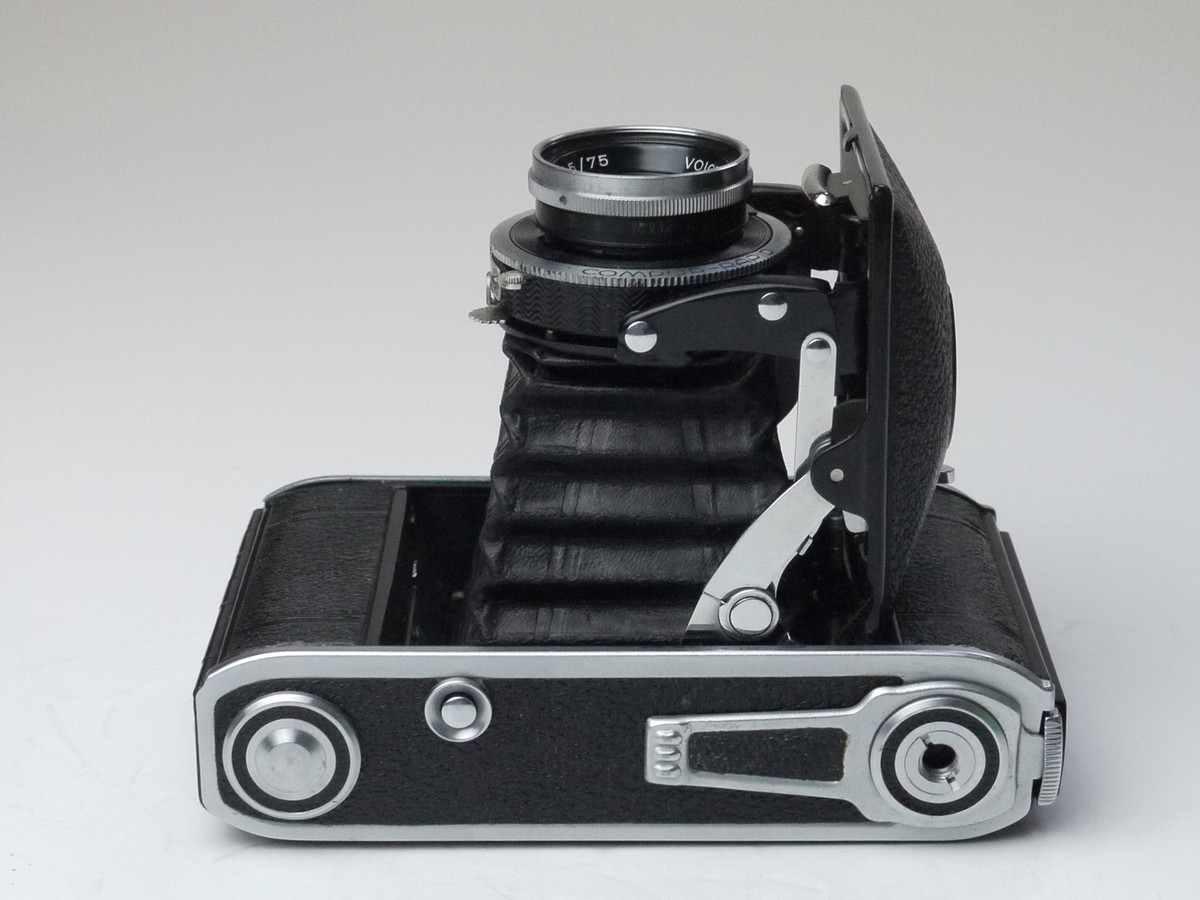 mwclassiccameras-20250314-55 Voigtlander Bessa 66 folding camera with Skopar 7.5cm f3.5 Skopar COATED lens in Compur-Rapid shutter